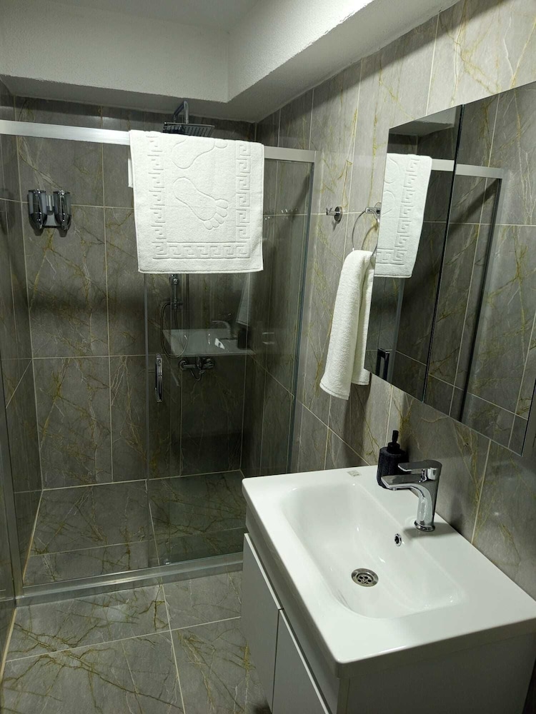 LİZBONİA OTEL