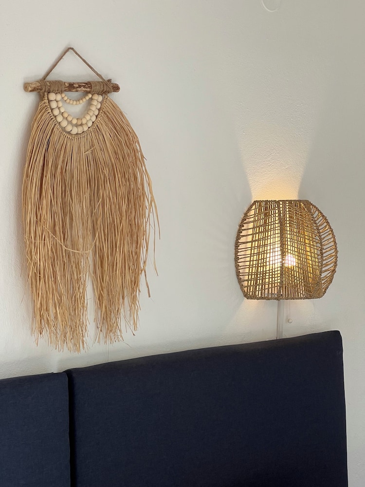 Avra Boutique