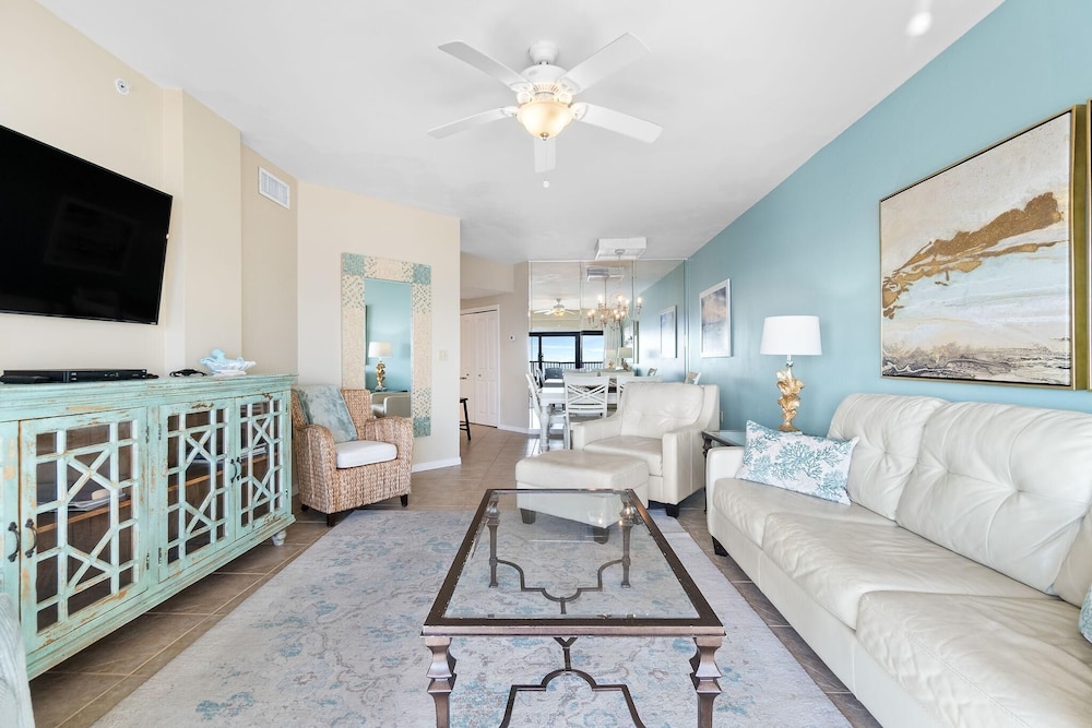 The Palms West 813
