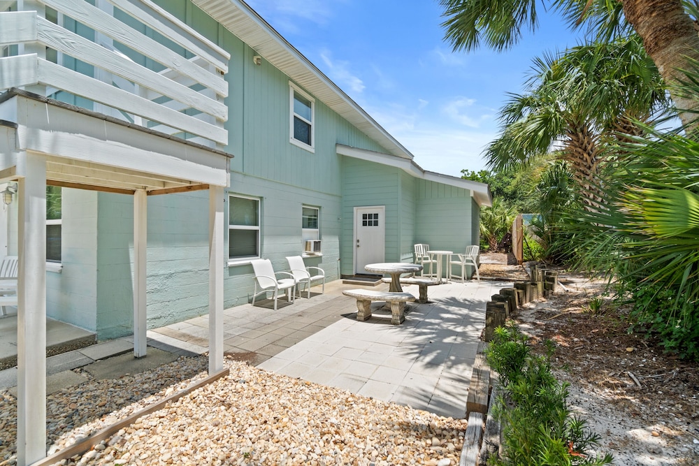 Adorable Beach Cottages in Panama City Beach by Panhandle Getaways
