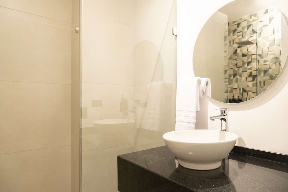 w Flawless 1BR w AC Near Ciudad Amurallada