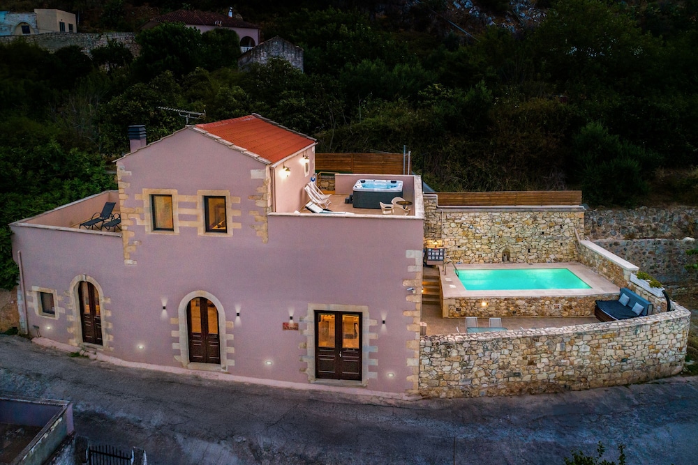Olga s Filoxenia - Villa Aladanos
