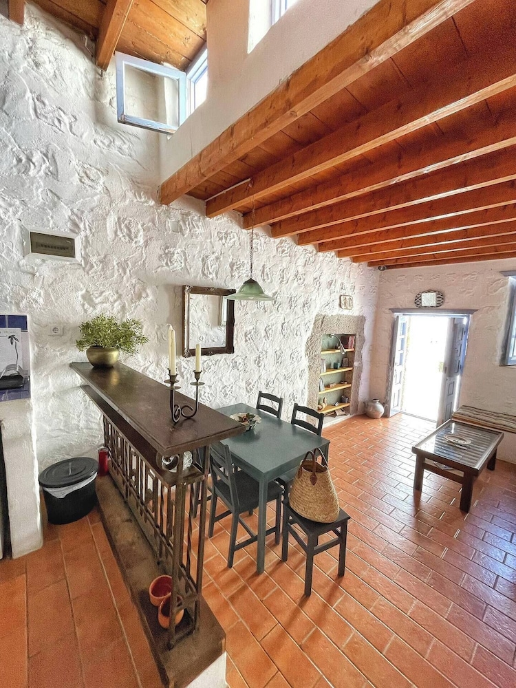 Traditional 2 Bd Chora House Patmos