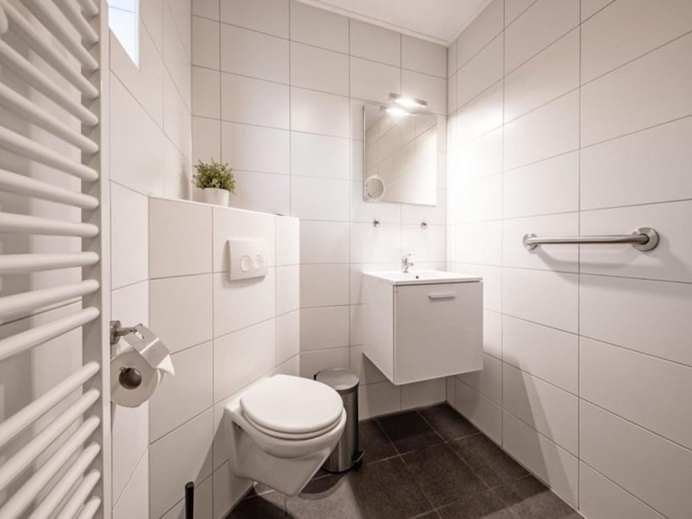 Spacious 2 Persons Apartment view 5