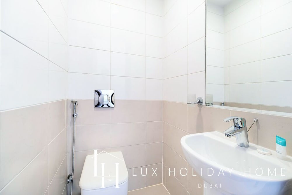 LUX Holiday Home - Azure Residence 1