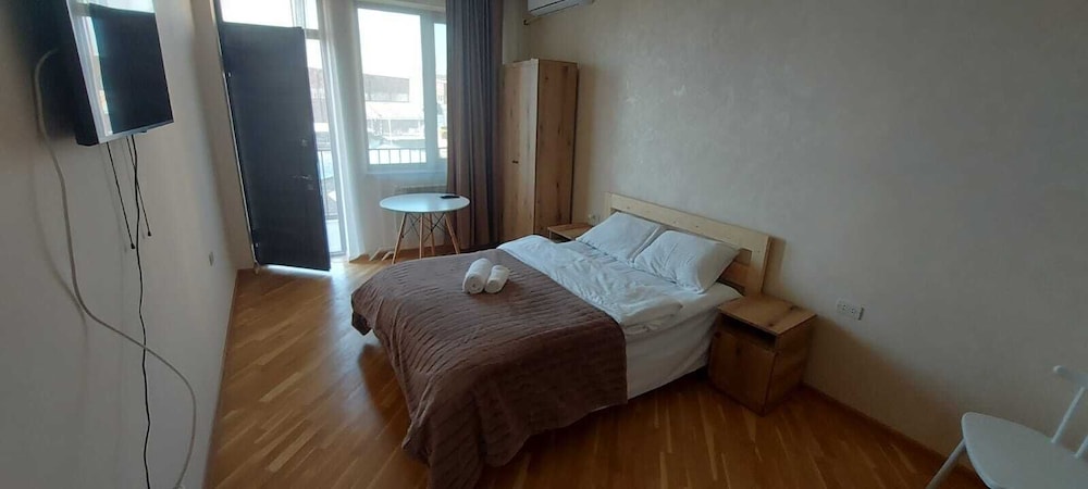 Kenut Hostel