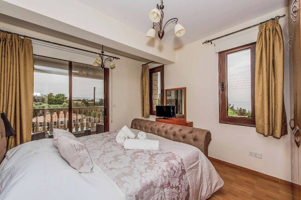 Villa Nikos Argaka