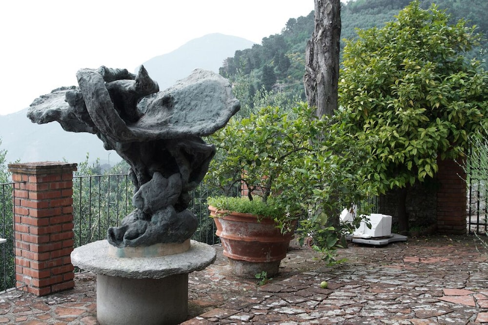 Peralta Tuscany