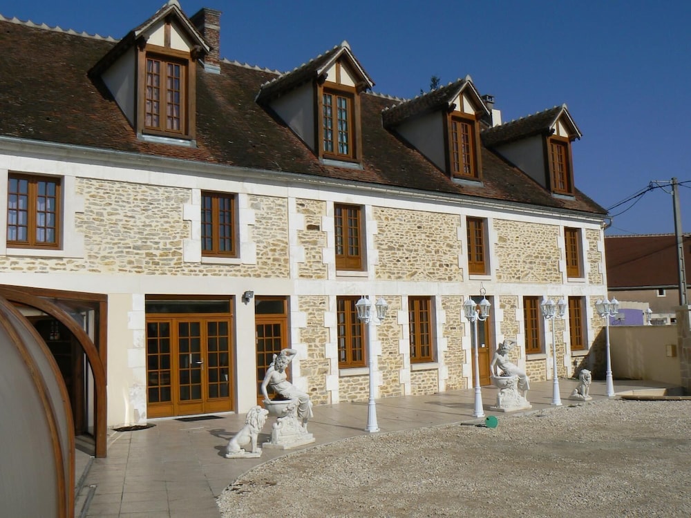Le Manoir Des Chapelles