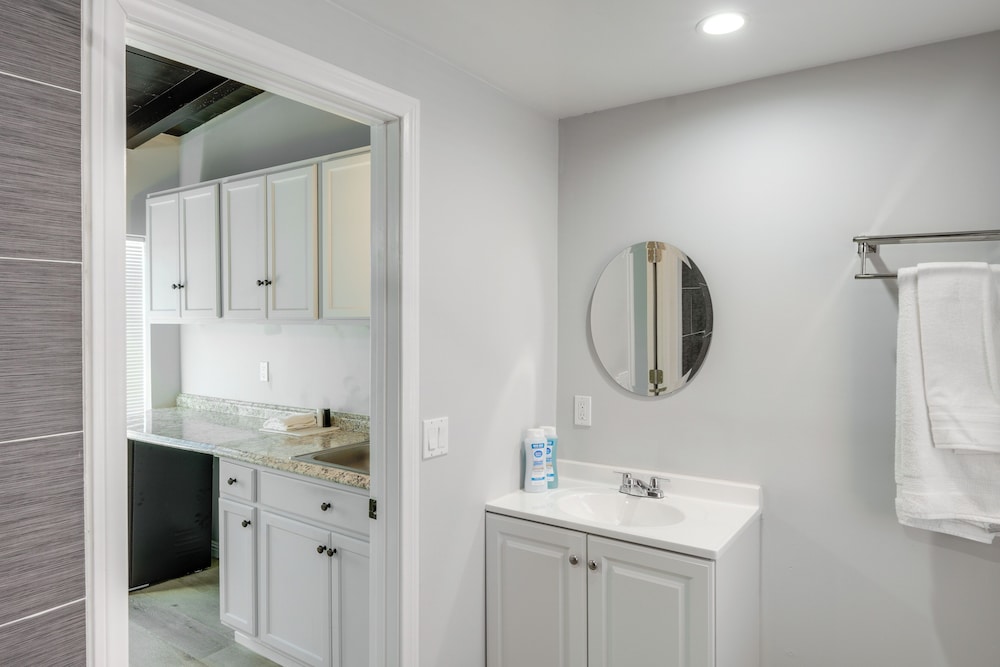 6 Mi to Hiking: Apartment in Frazier Park