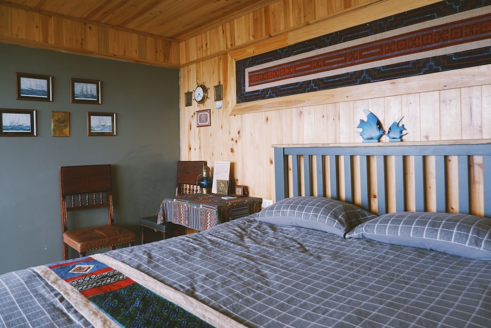 Ta Phin Cottage