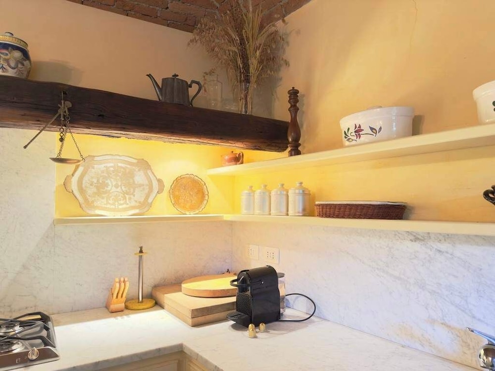 Dimora il Pozzetto Elegant Villa With Garden