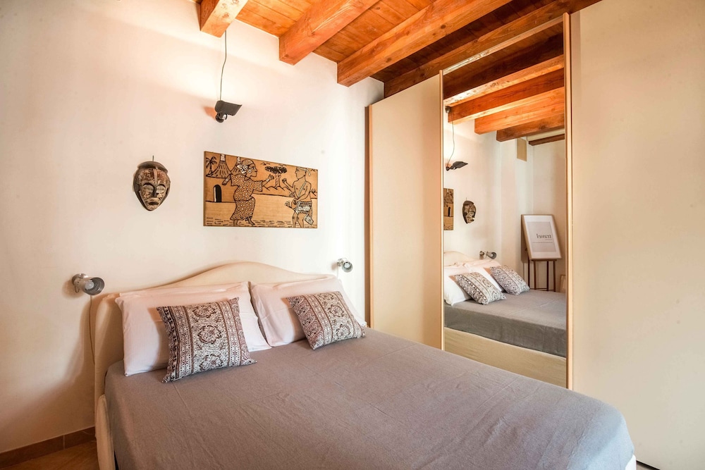 Nice apartment in Palazzo Vatticani photo 4