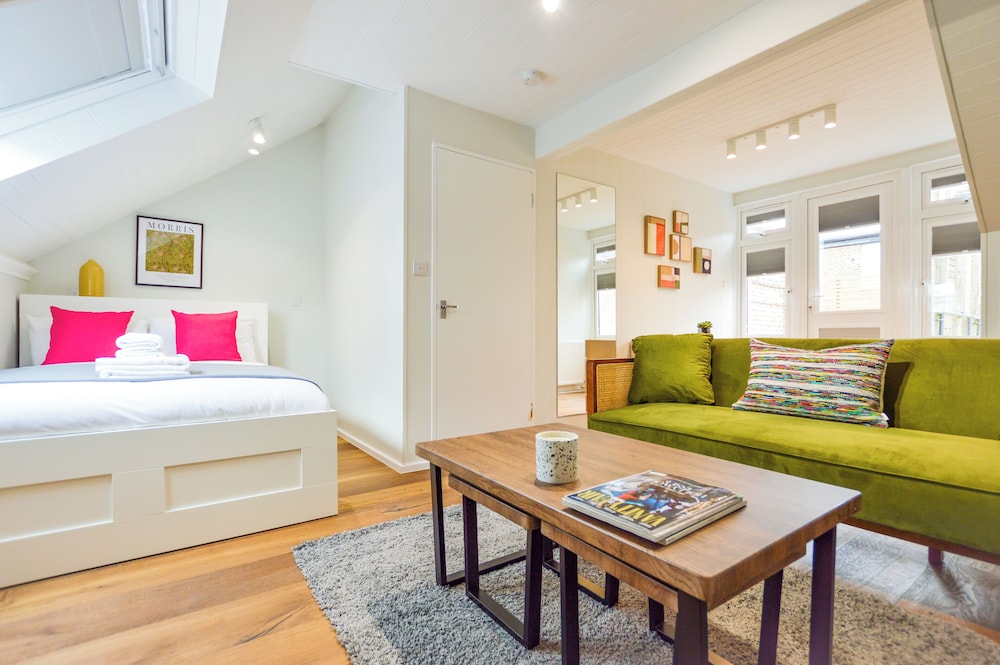 Split Level Studio at West Hampstead