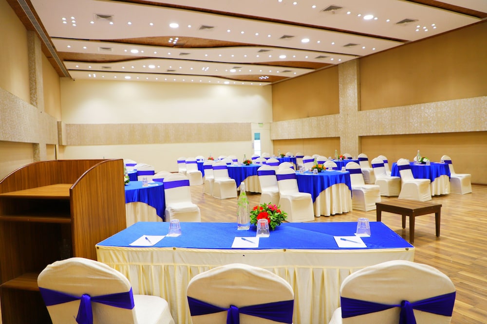 meeting & event spaces