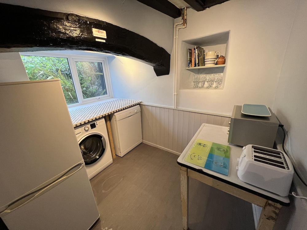 Photo 12