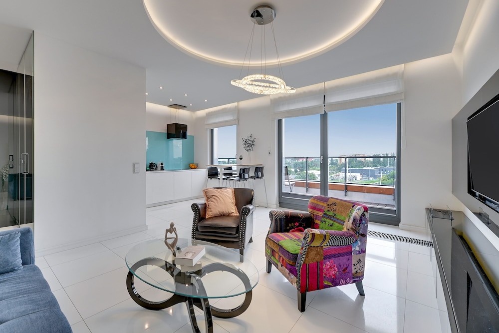 Brabank Riverside by Downtown Apartments view 2