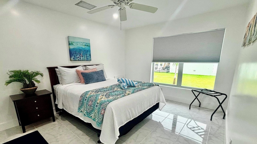 Orange Bay Retreat - Amazing View