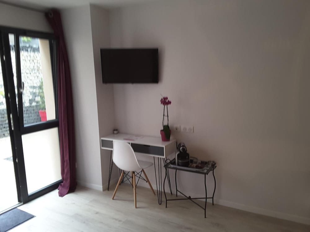 Villa'vi Lyon Est Chambres d'Hôtes