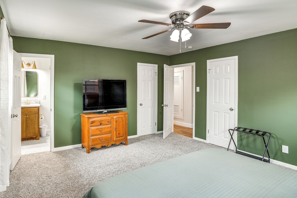 ~ 7 Mi to Campuses: Abilene Home w/ Fenced Yard!