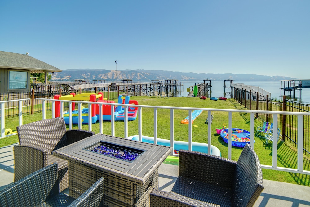 Hot Tub, Views & Dock! Playful Home on Clear Lake