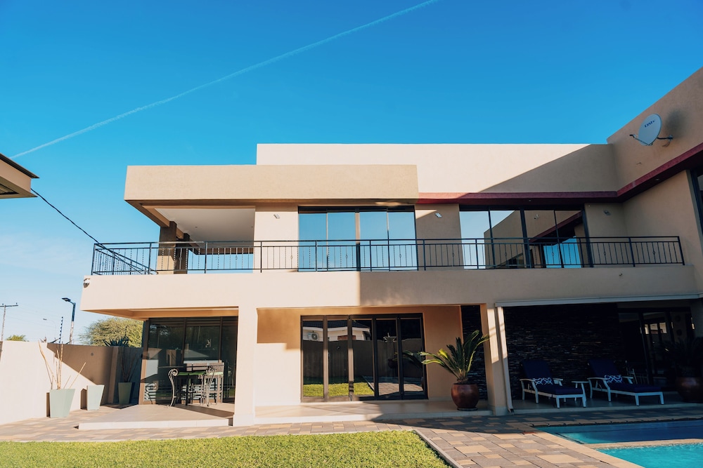 Escapade Lux Guesthouse