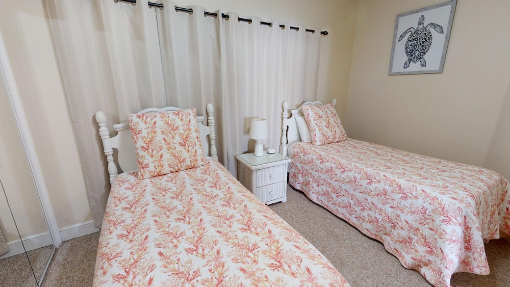 Bay View Villas 1 by Tybee Vacation Rentals