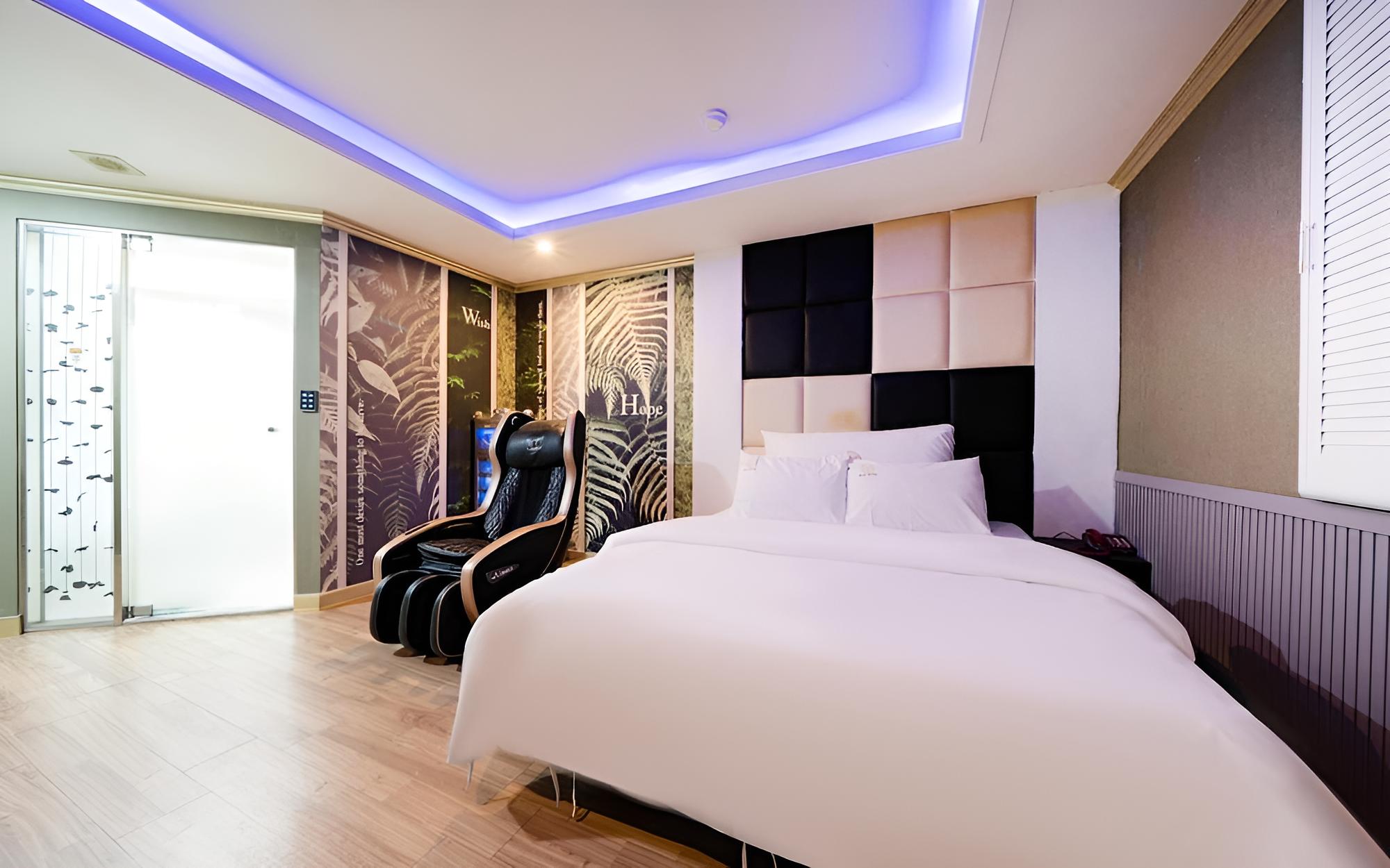 Siheung Eros Hotel view 2