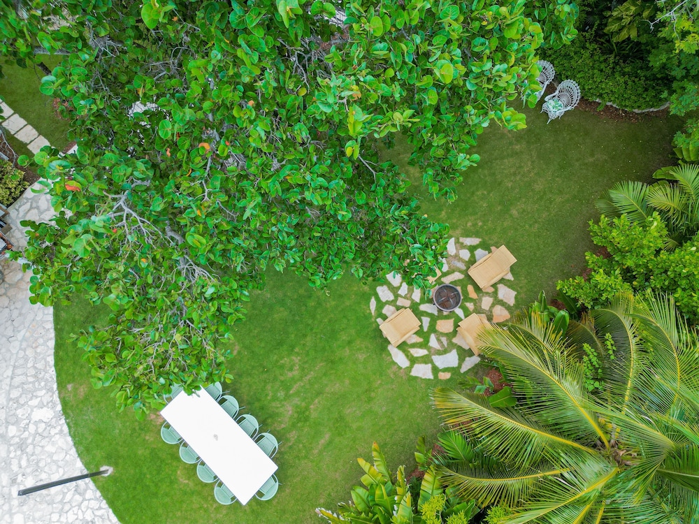 Fig Tree Harbour Island 3 Bedroom Home
