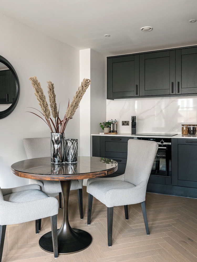The Spitalfields Works by Urban Rest