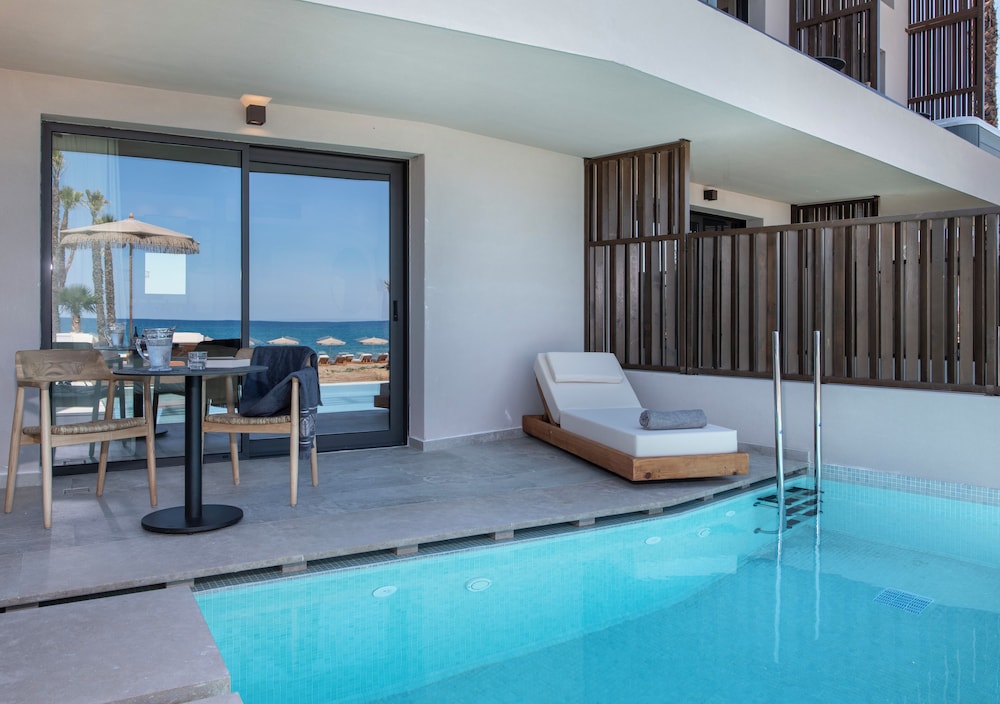 Nalu Resort & Spa