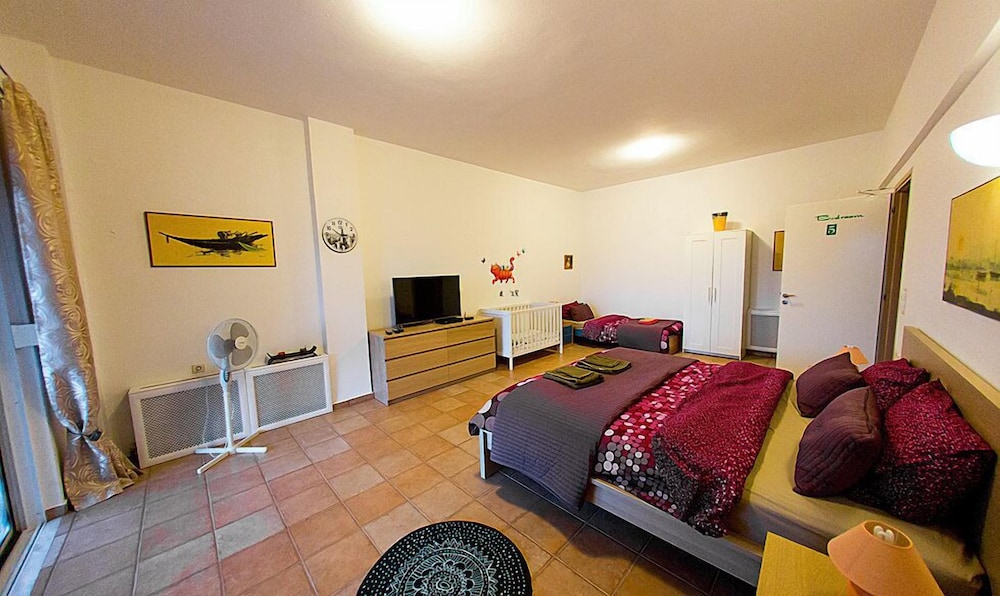 Wild Pear Villa