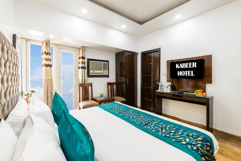 Hotel Kabeer New Delhi Railway Station