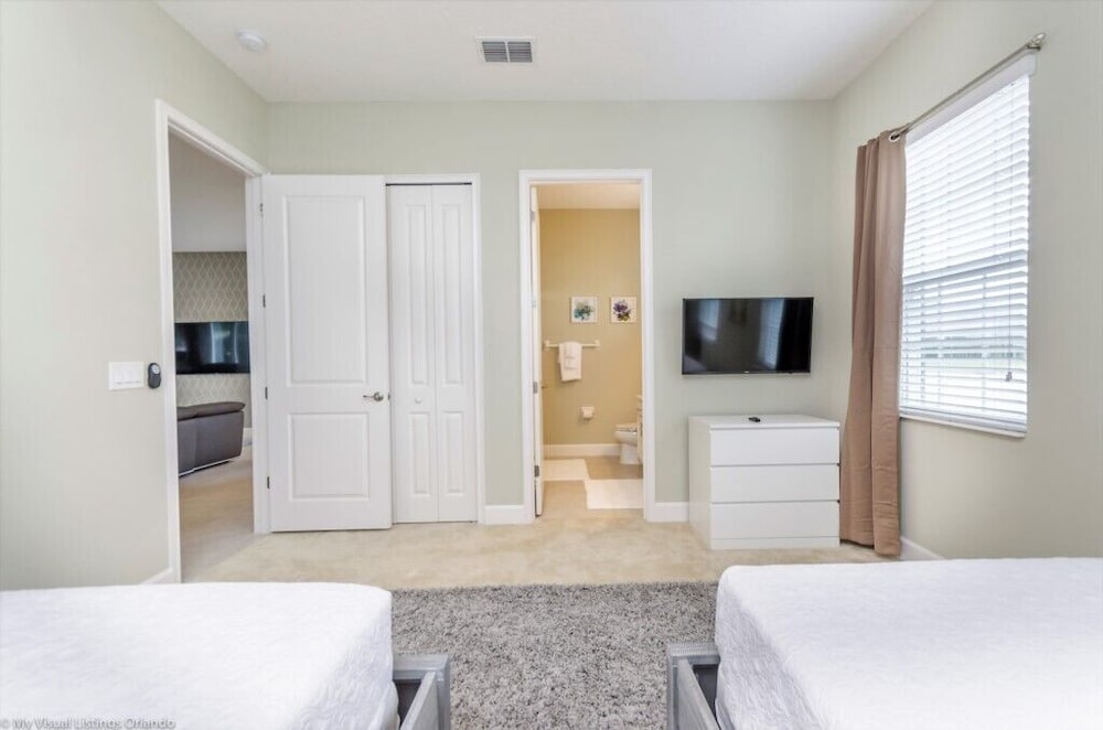 7786ll 5 Bedroom Villa by RedAwning - Image 4