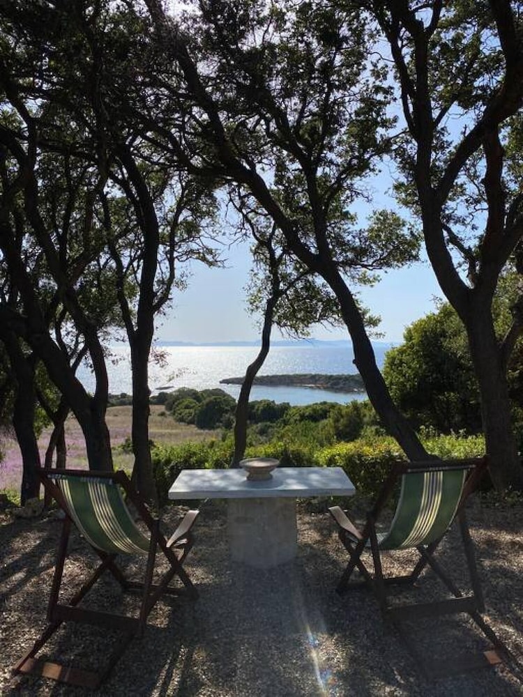 Secluded Seaside Villa w Garden Sea-sunset View view 5
