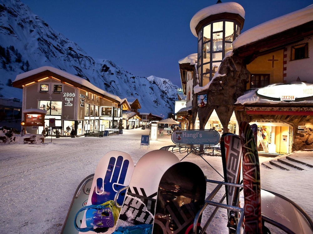 Retreat in Samnaun Alps