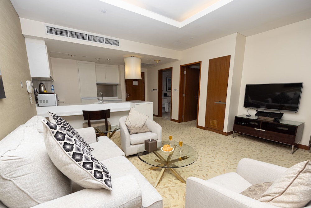 Paradise View Holiday Homes L.L.C.