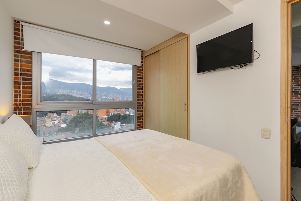 Laureles Cozy Diamond in the Sky
