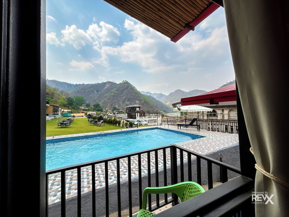 Euphoric Tiger Resort