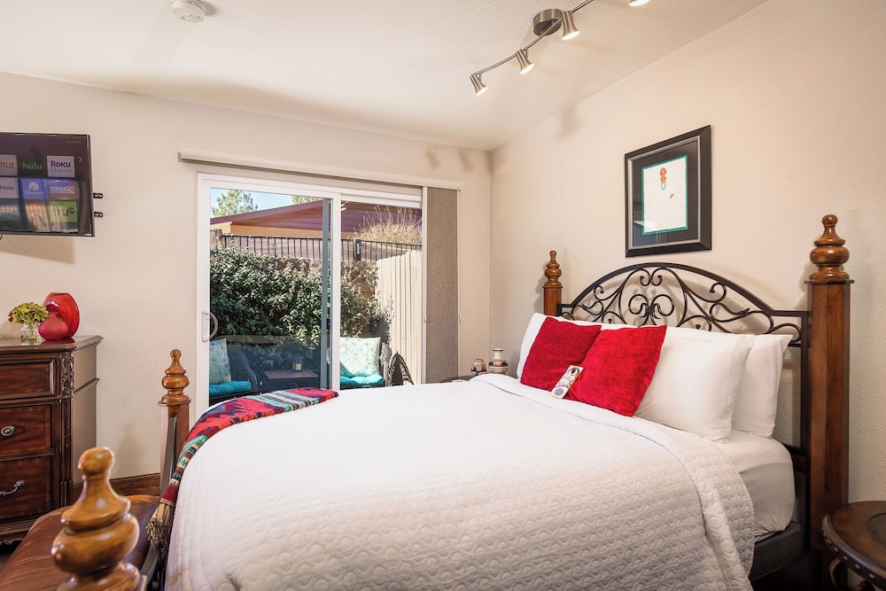 Whispering Creek B&B