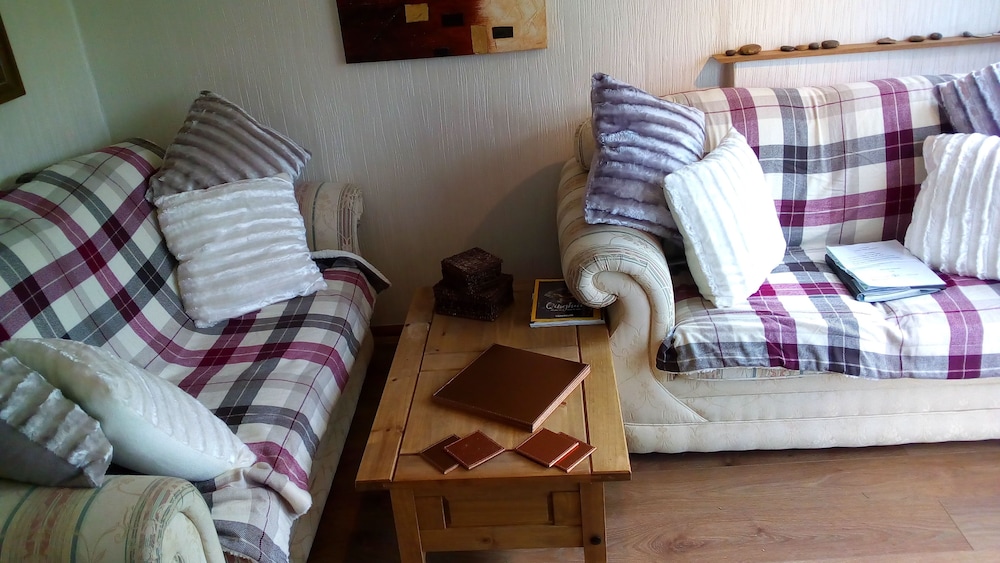 AJ's Chalet