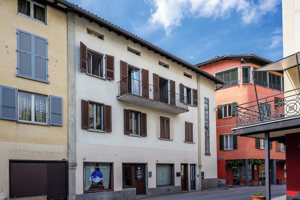 Residenza Lungolago Melide