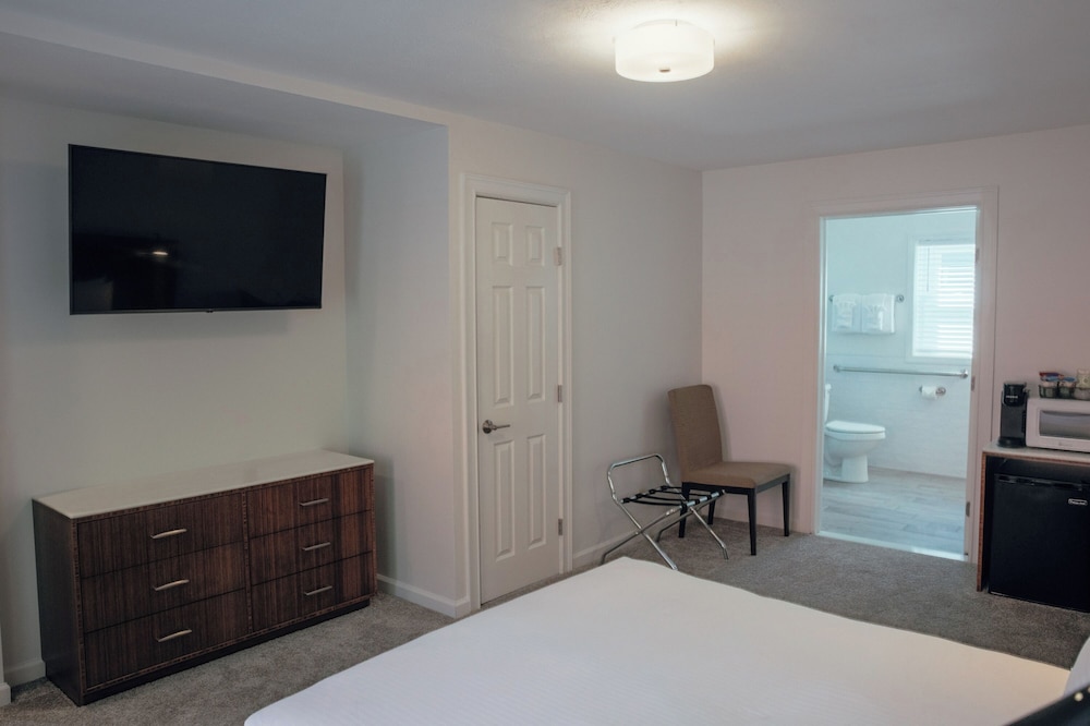 Skaneateles Boutique Hotel view 4