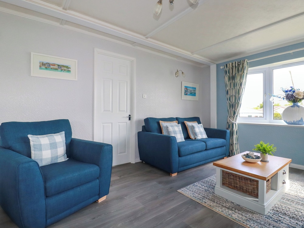 Lowen Lodge