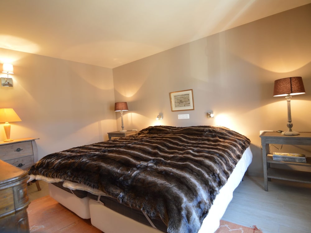 Holiday Home in Ardennes Near Chimay Abbey view 4