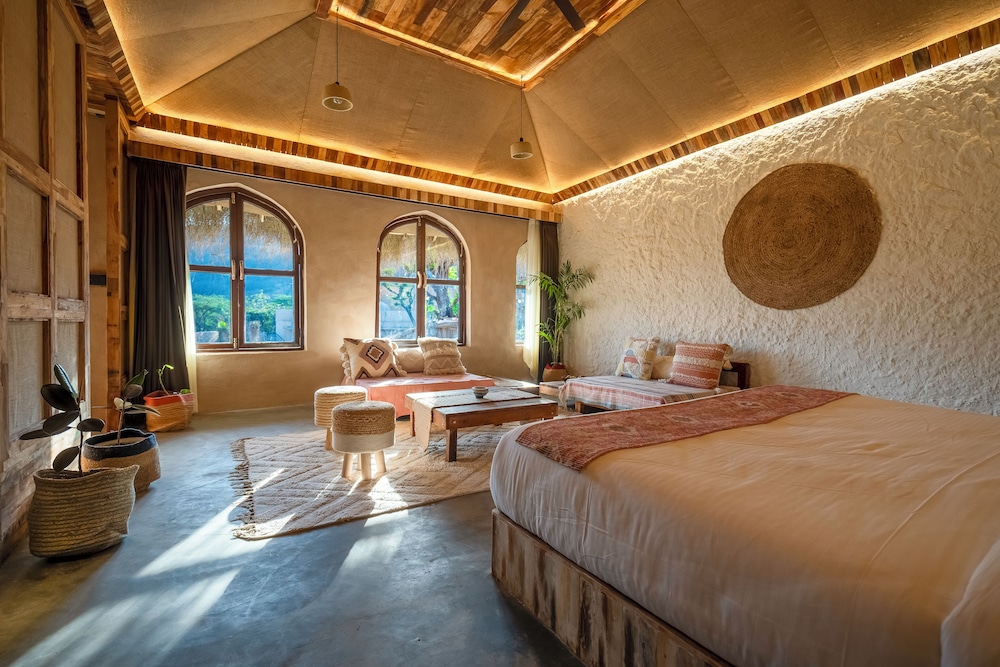 Sunanda by 1810AD - An Organic Retreat