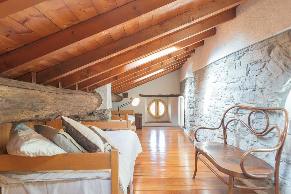 Villa Torre di Palanzo With Magnificent View by Rent all Como
