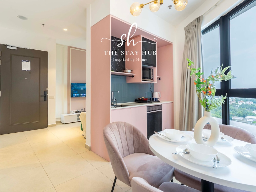 Paxtonz Luxe Suites by The Stay Hub