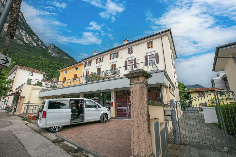 Boutique Terrace Apartment In The Center