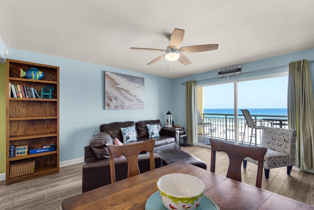 Pelican Isle 411